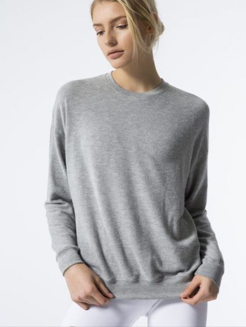 ALO Yoga Women's Long Sleeve Crewneck Tee - Light Gray